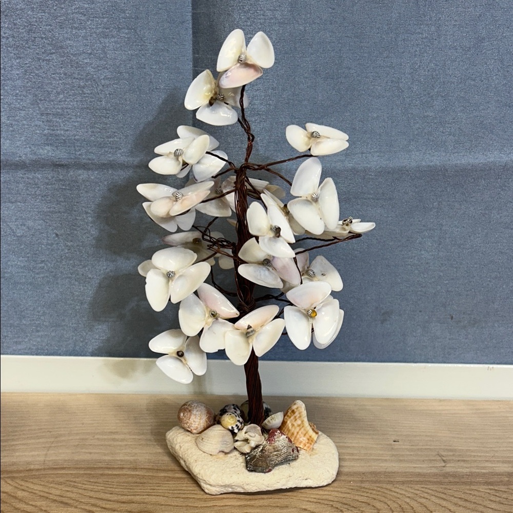 Seashell Blossom Accent Tree with copper wire. Gomti chakra tree 8 inches